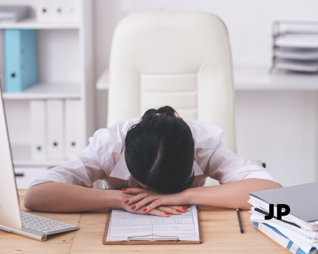 Kada miego trūkumo priežastys tampa lėtine problema