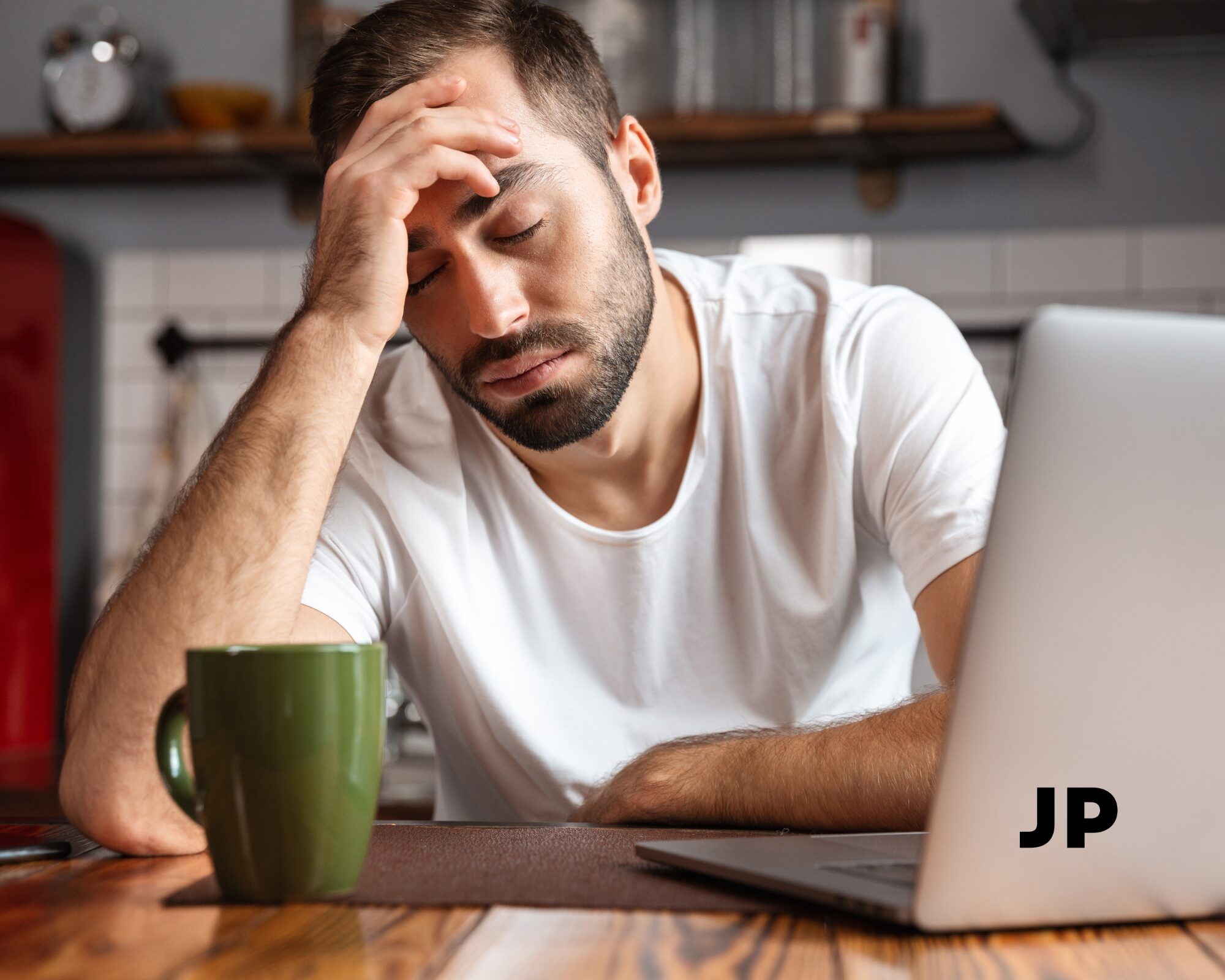 Miego trūkumo požymiai: kaip atpažinti, kad organizmui trūksta miego