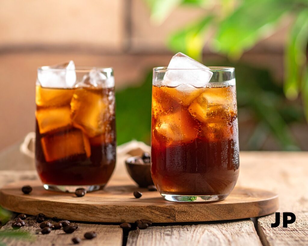 Šaltai ruošiama kava cold brew coffee